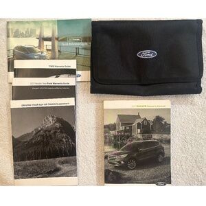 2017 Ford Escape Owner's Manual Full Set w Case
